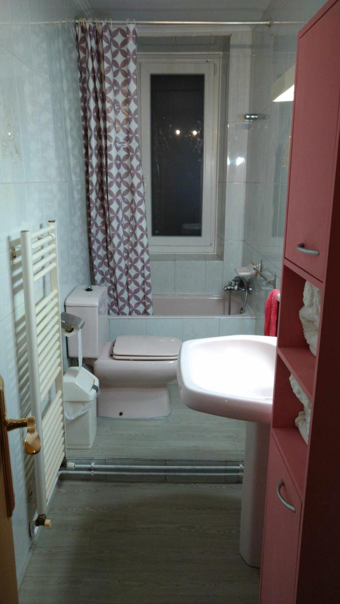Piso Rio Nervion 15 Minutos Bilbao Apartment Ugao-Miraballes ภายนอก รูปภาพ