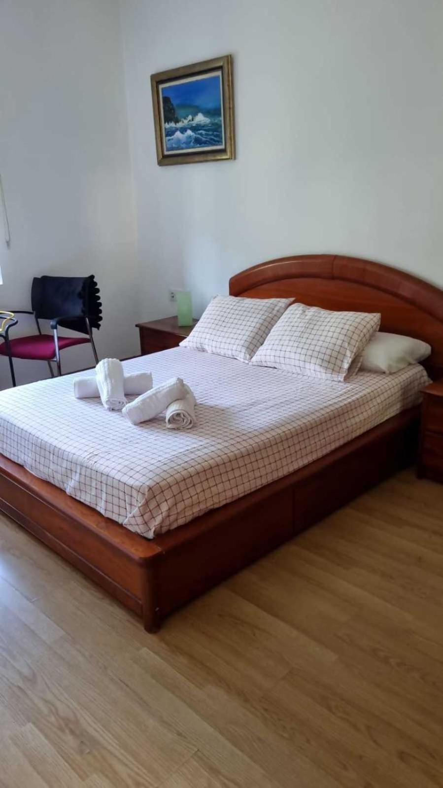 Piso Rio Nervion 15 Minutos Bilbao Apartment Ugao-Miraballes ภายนอก รูปภาพ