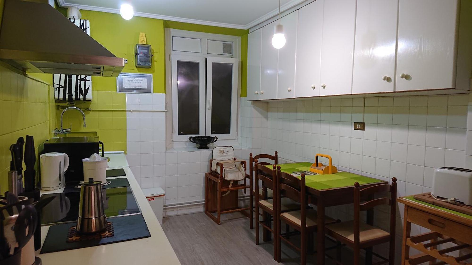 Piso Rio Nervion 15 Minutos Bilbao Apartment Ugao-Miraballes ภายนอก รูปภาพ